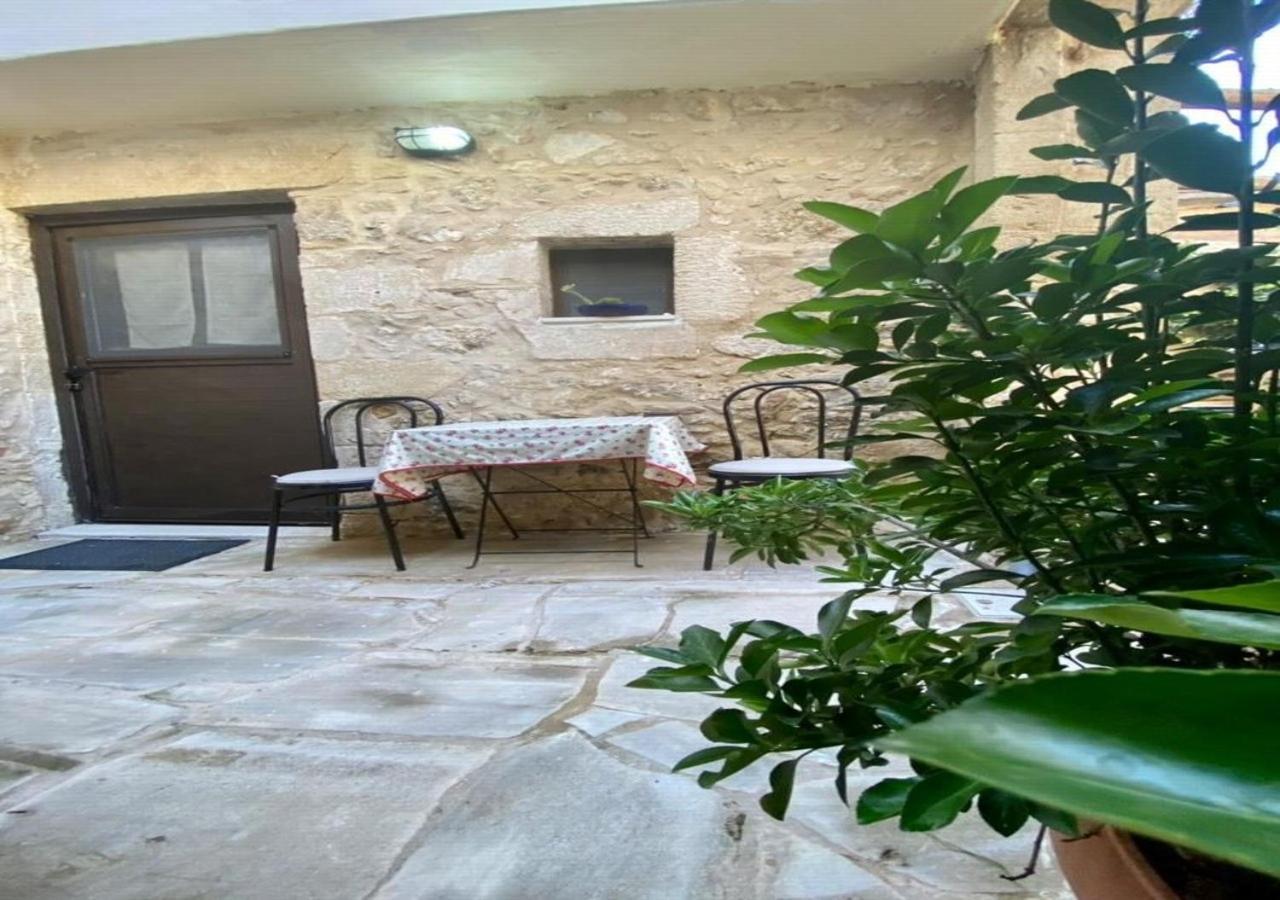 Nikos Traditional House Maláthiros Exterior photo