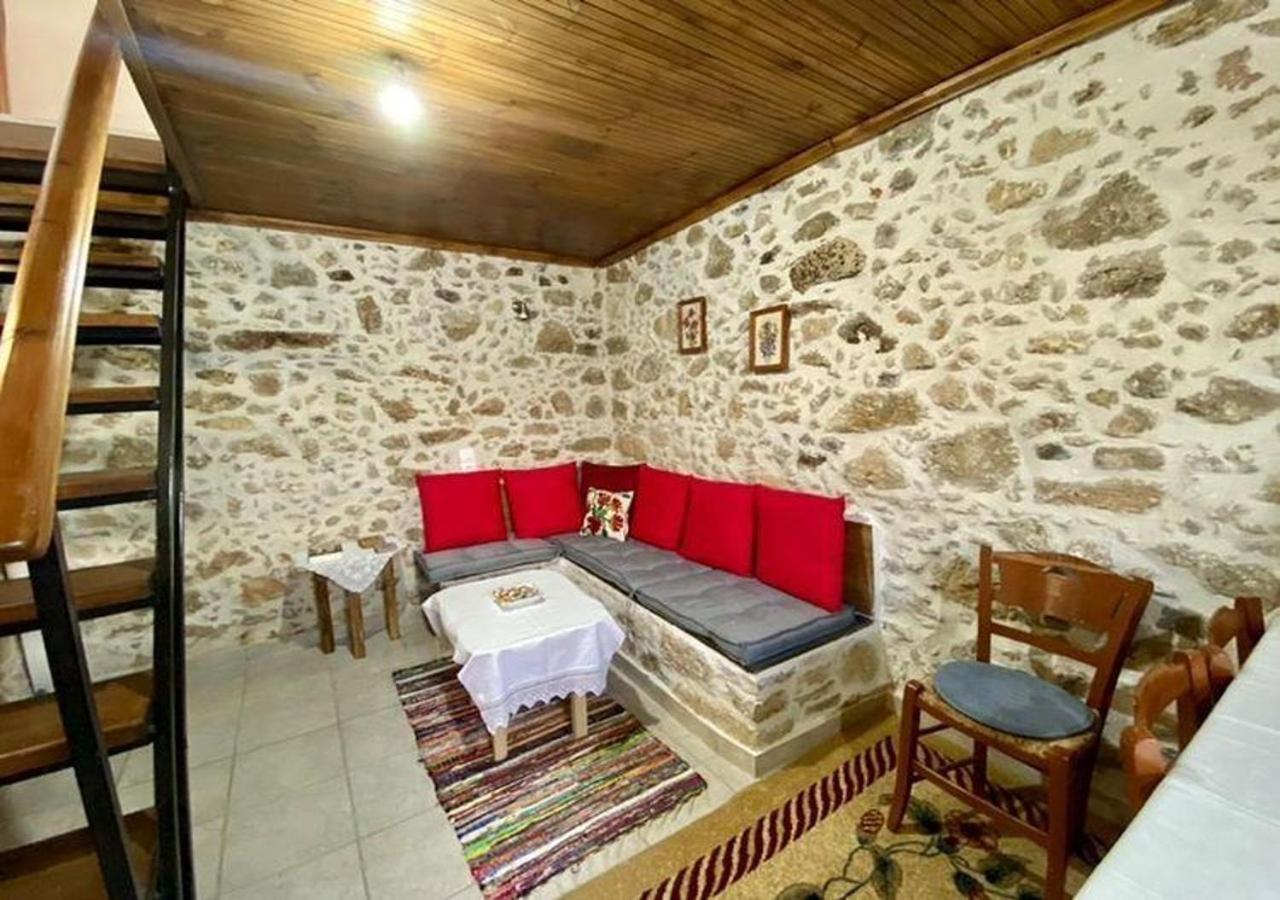 Nikos Traditional House Maláthiros Exterior photo